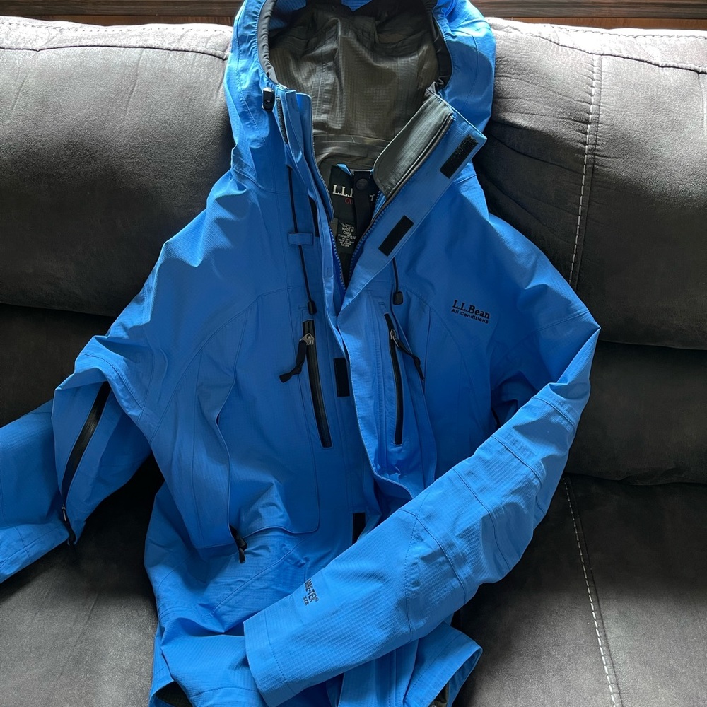 LL Bean GORE-TEX all conditions jacket size XL